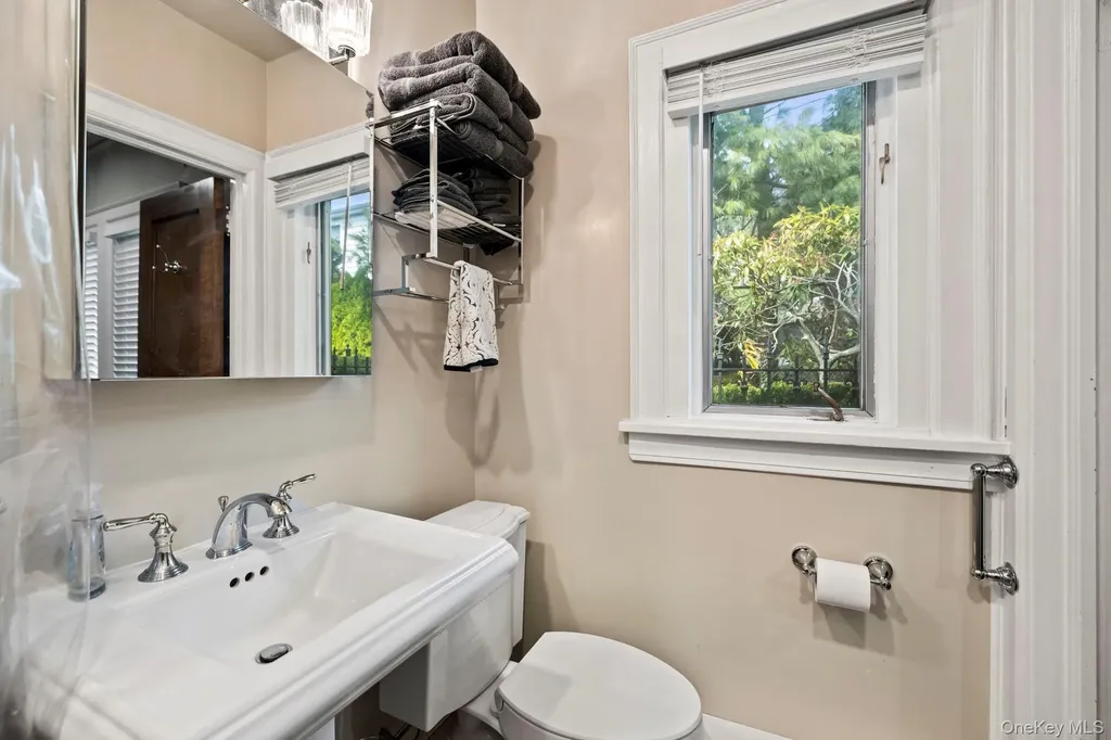 44 Fenimore Road New Rochelle NY 10804