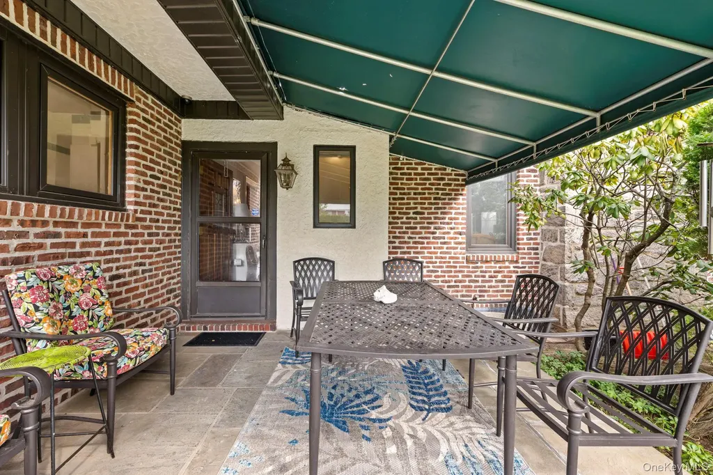 44 Fenimore Road New Rochelle NY 10804