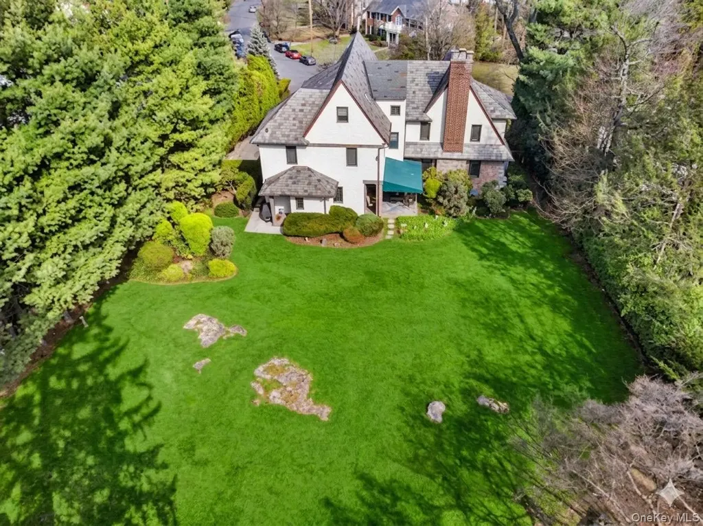 44 Fenimore Road New Rochelle NY 10804