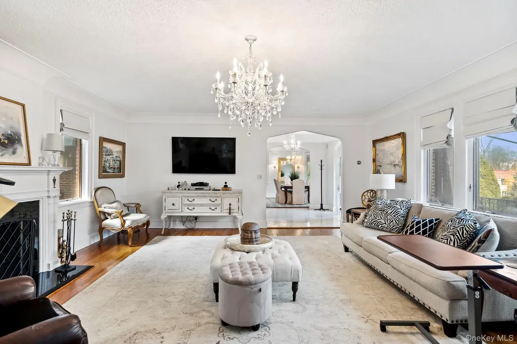 44 Fenimore Road New Rochelle NY 10804