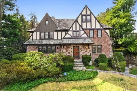 44 Fenimore Road New Rochelle NY 10804