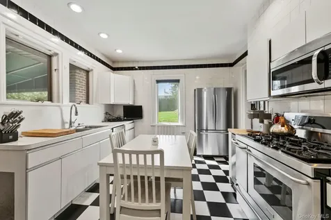 44 Fenimore Road New Rochelle NY 10804