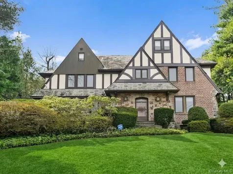 44 Fenimore Road New Rochelle NY 10804