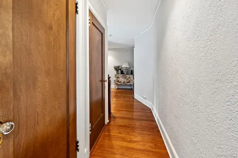 44 Fenimore Road New Rochelle NY 10804
