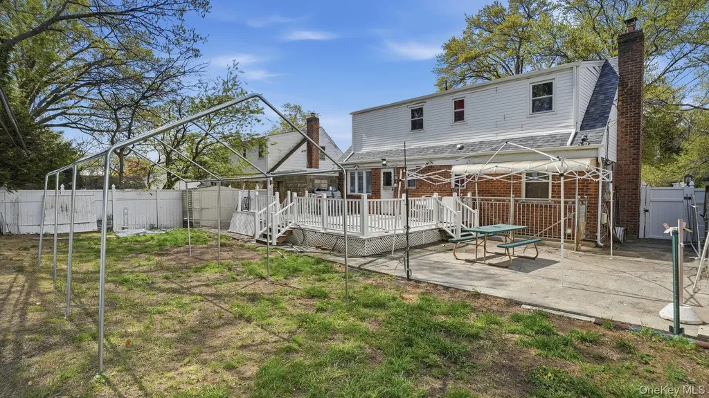 1608 Arkansas Drive Valley Stream NY 11580