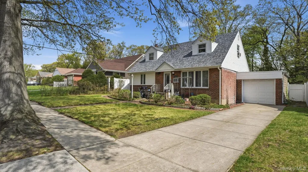 1608 Arkansas Drive Valley Stream NY 11580