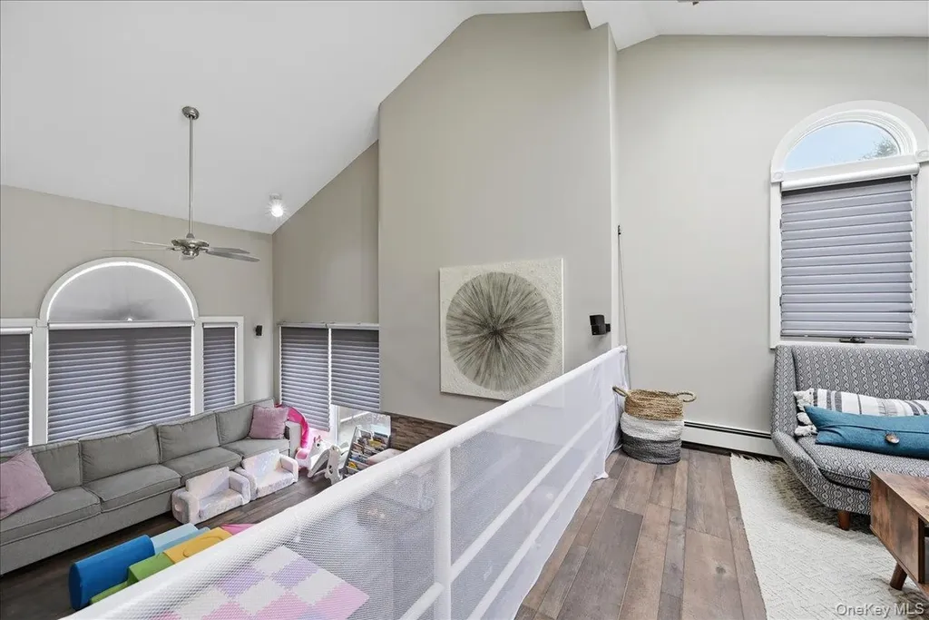 9 Adrian Drive Ronkonkoma NY 11779