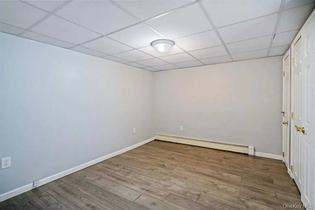 1300 Oak Avenue West Islip NY 11795