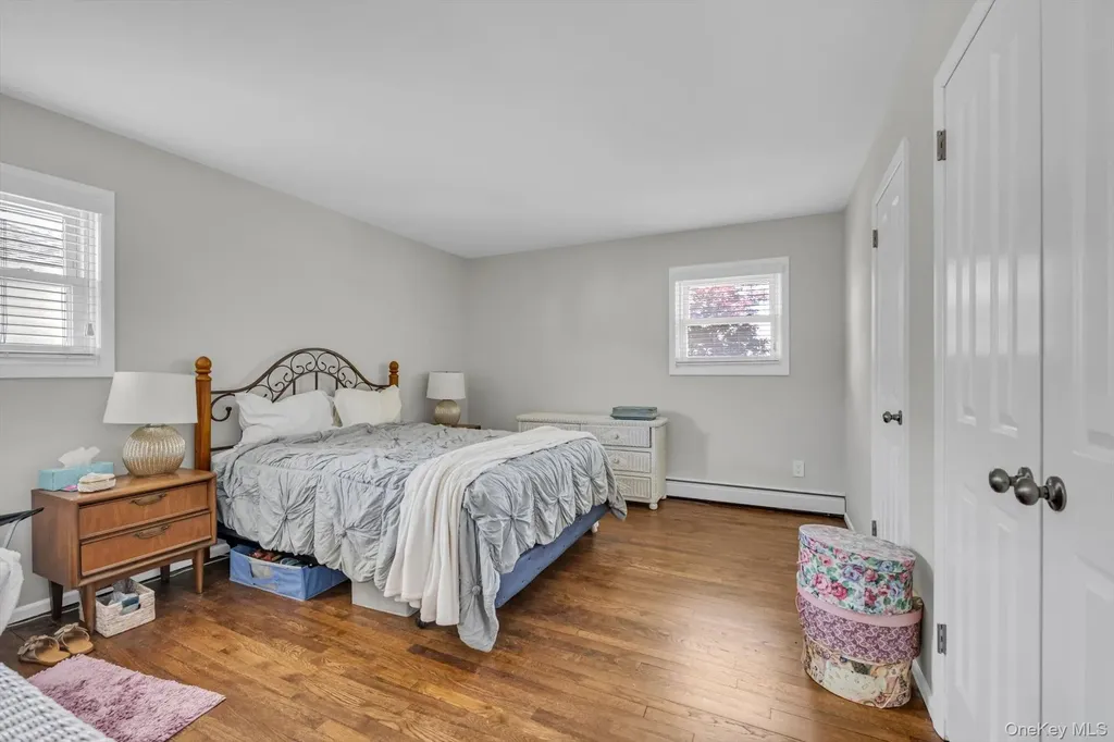1678 Park Avenue Merrick NY 11566