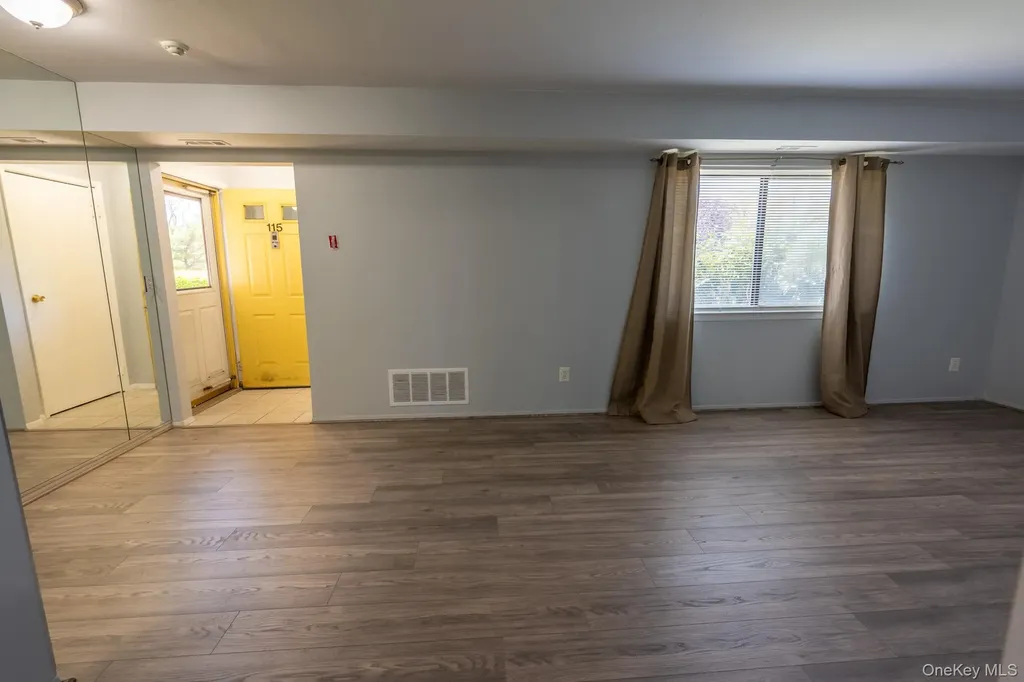 115 Pointe Circle S Coram NY 11727