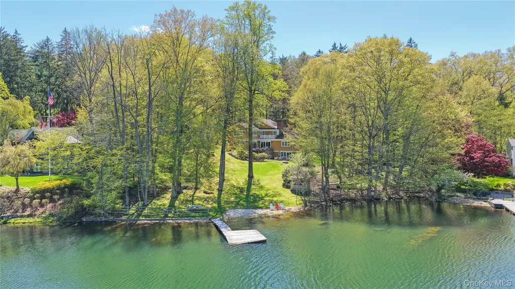 8 N Lake Road Armonk NY 10504