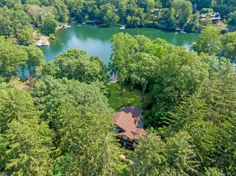 8 N Lake Road Armonk NY 10504