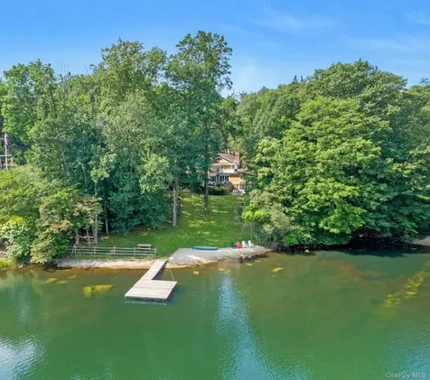 8 N Lake Road Armonk NY 10504