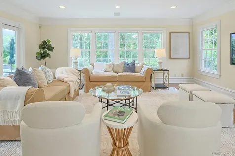8 N Lake Road Armonk NY 10504