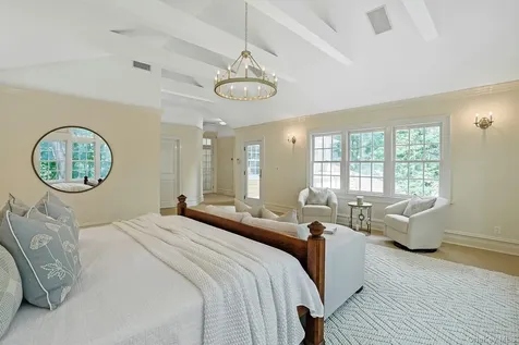 8 N Lake Road Armonk NY 10504