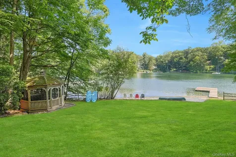 8 N Lake Road Armonk NY 10504