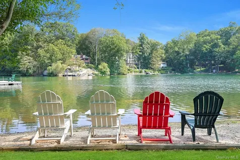 8 N Lake Road Armonk NY 10504