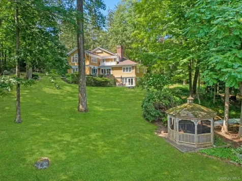 8 N Lake Road Armonk NY 10504