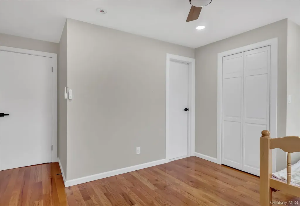 9977 164th Drive Howard Beach NY 11414