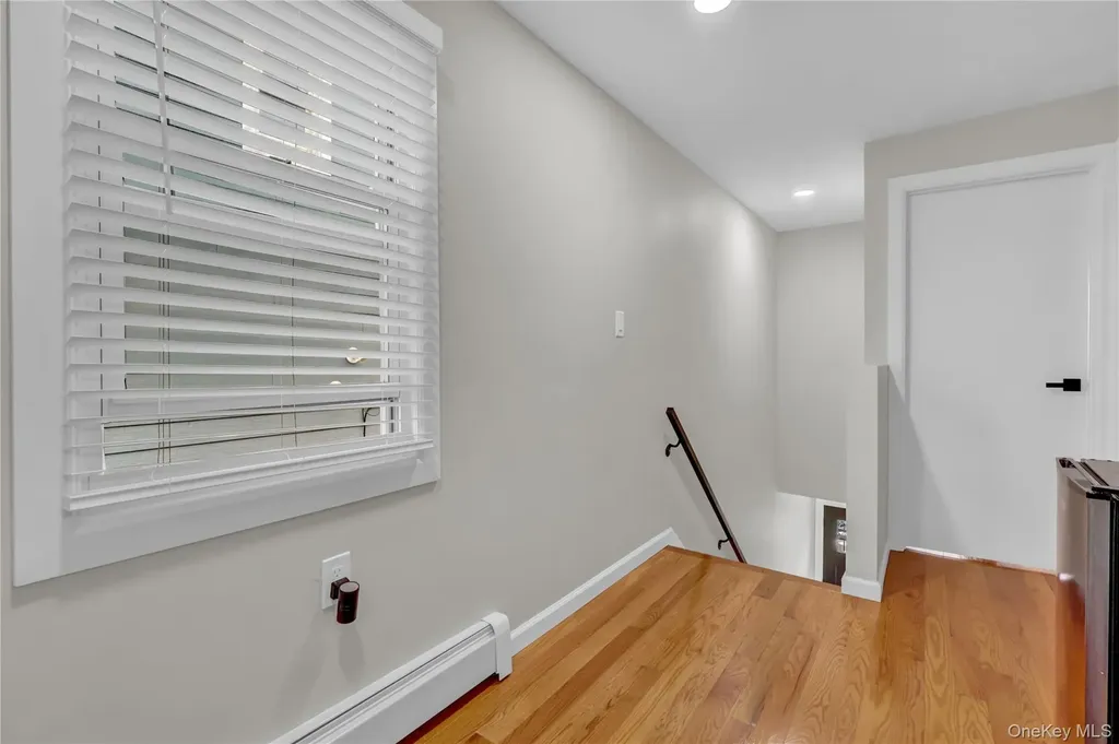 9977 164th Drive Howard Beach NY 11414