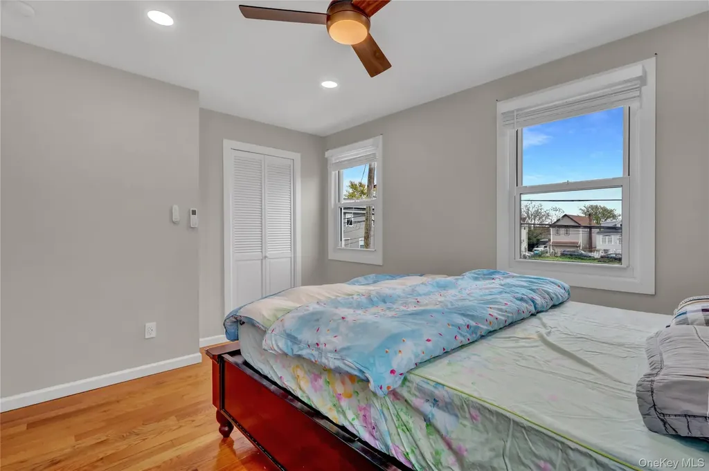 9977 164th Drive Howard Beach NY 11414