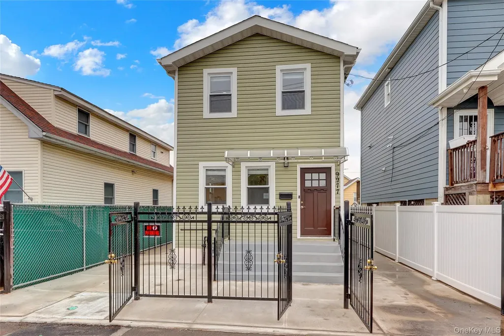 9977 164th Drive Howard Beach NY 11414