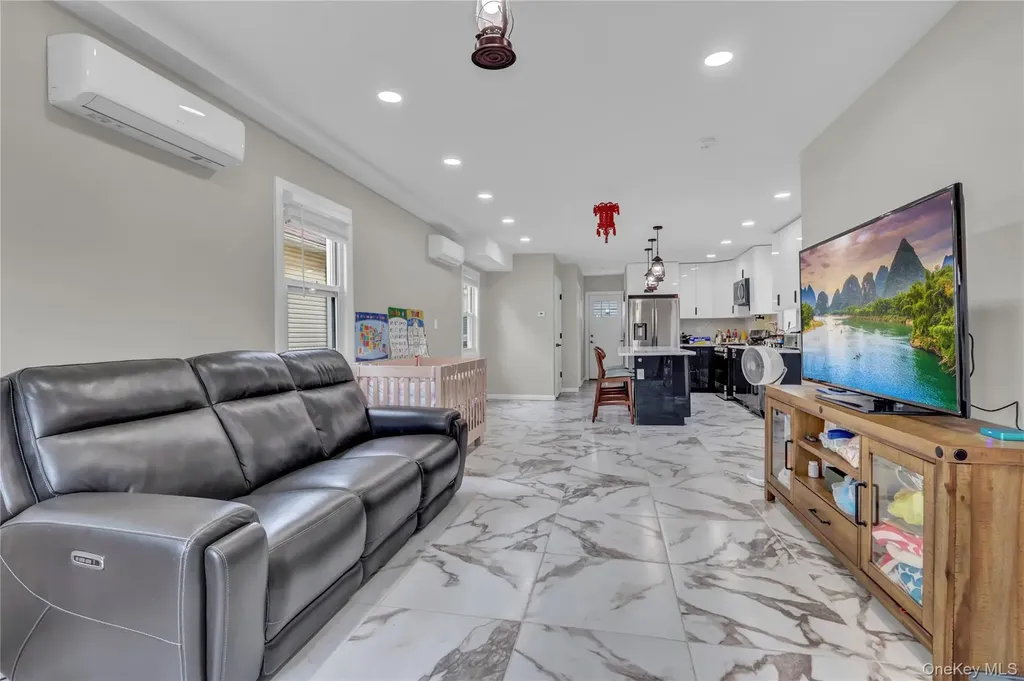 9977 164th Drive Howard Beach NY 11414