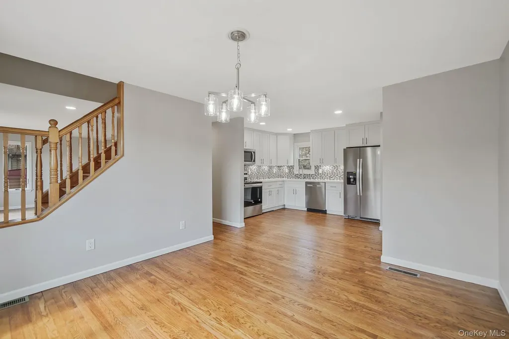 41 Seaside Avenue Patchogue NY 11772