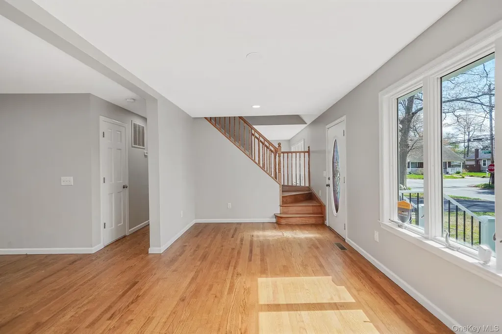 41 Seaside Avenue Patchogue NY 11772
