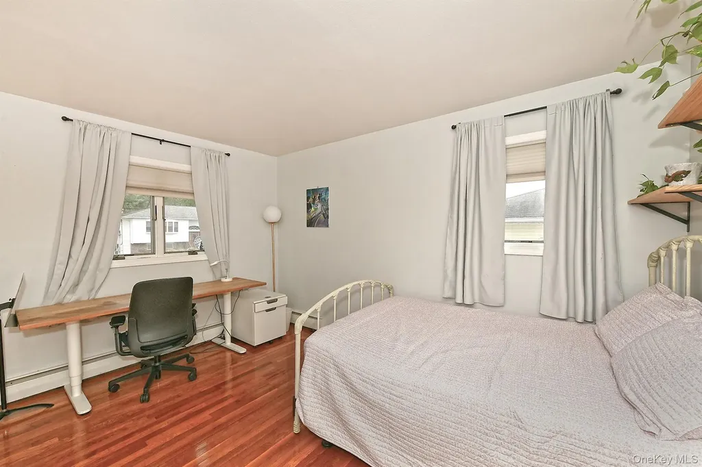 62 Beaumont Drive Plainview NY 11803