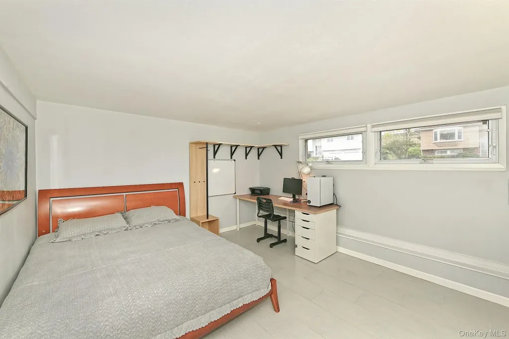 62 Beaumont Drive Plainview NY 11803