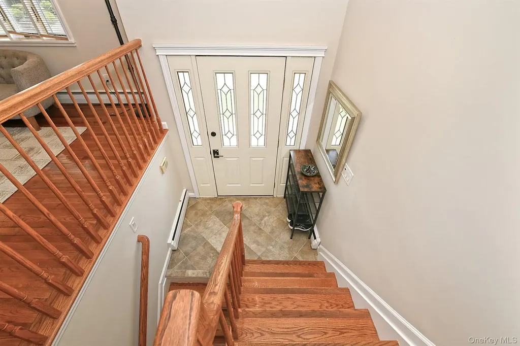 62 Beaumont Drive Plainview NY 11803