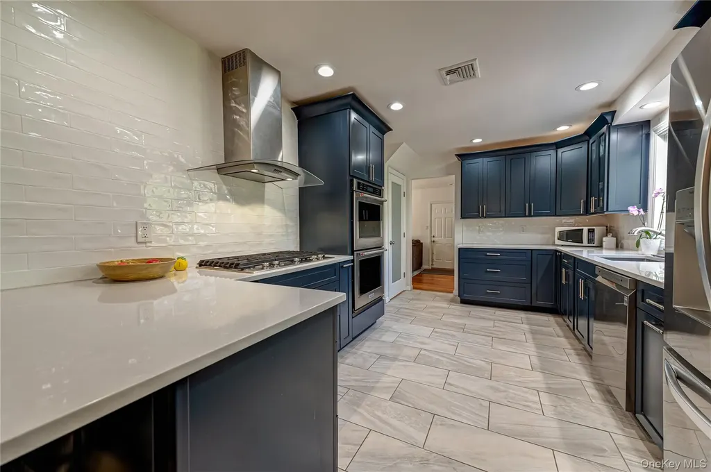 103 Birch Drive Port Jefferson NY 11777