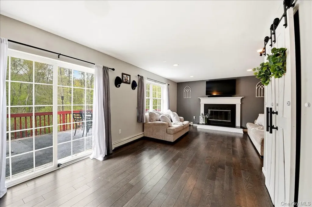 52 Mina Drive Wappingers Falls NY 12590