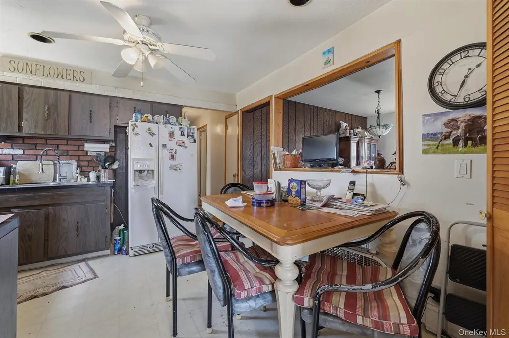 124 Quebec Road Island Park NY 11558