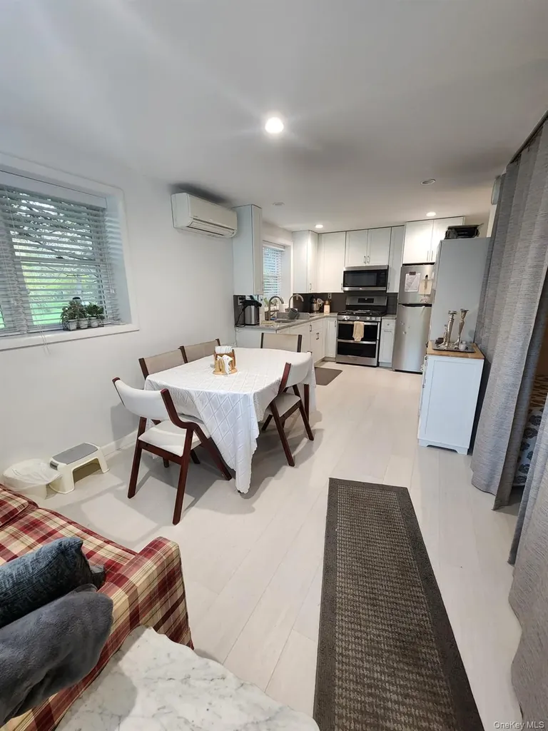 8 Keri Lane Spring Valley NY 10977