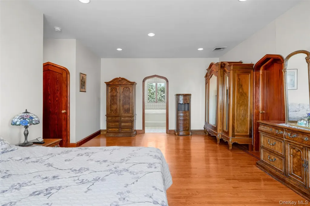 106 Carver Terrace Yonkers NY 10710