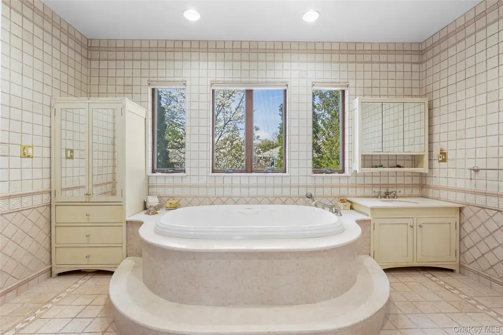 106 Carver Terrace Yonkers NY 10710