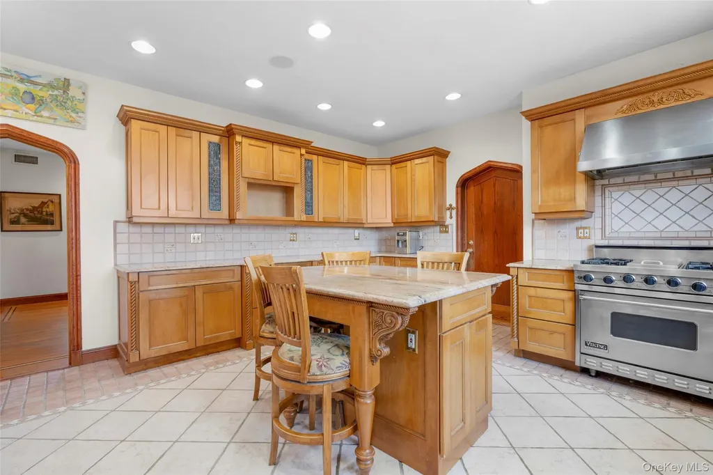 106 Carver Terrace Yonkers NY 10710