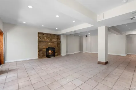 106 Carver Terrace Yonkers NY 10710