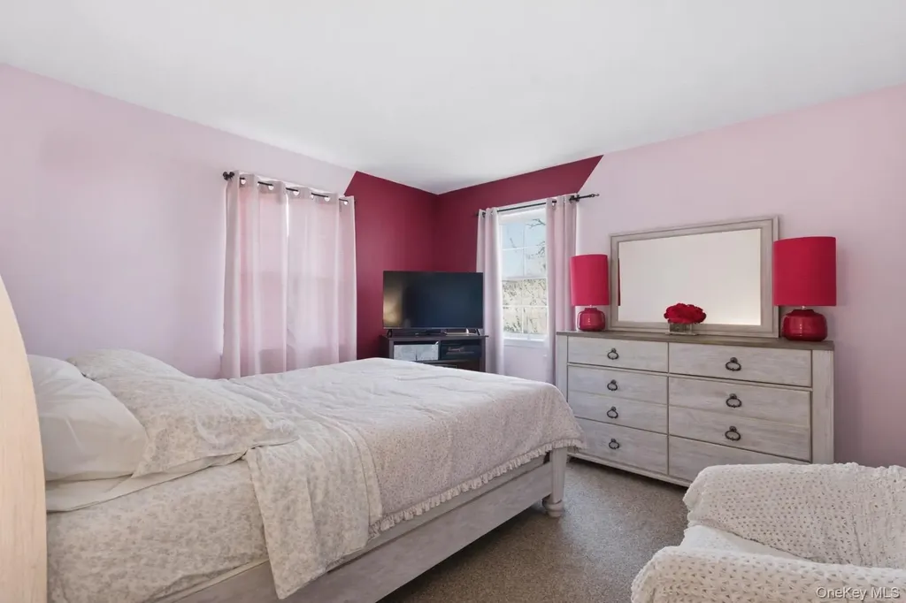 4 Howard Street Selden NY 11784