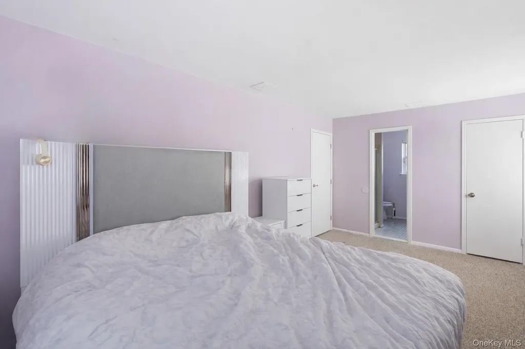 4 Howard Street Selden NY 11784
