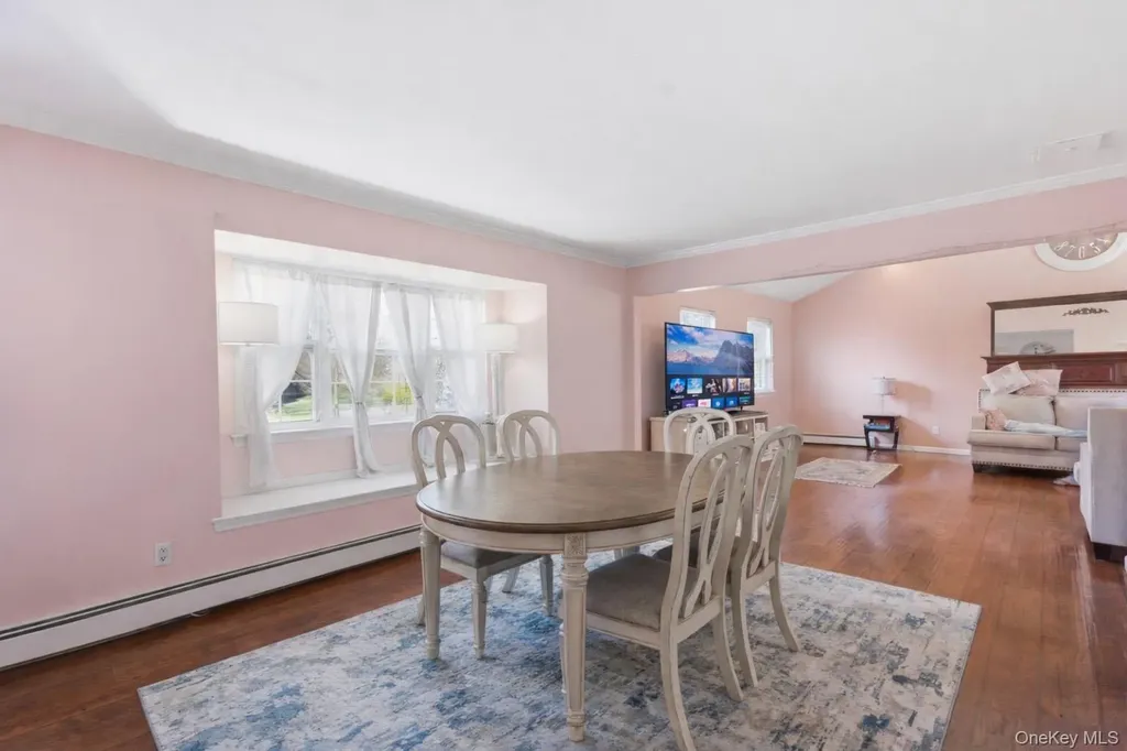 4 Howard Street Selden NY 11784