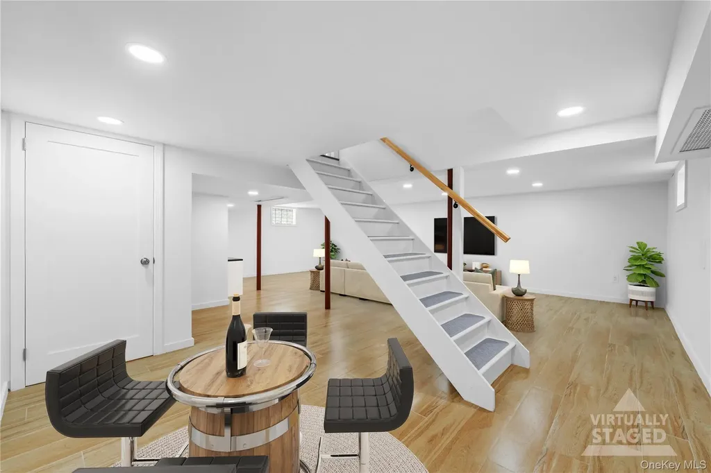 355 Sylvan Lane Westbury NY 11590