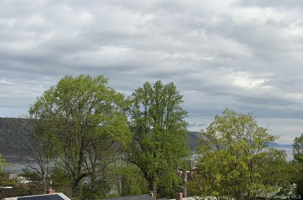 12 Arthur Place Yonkers NY 10701