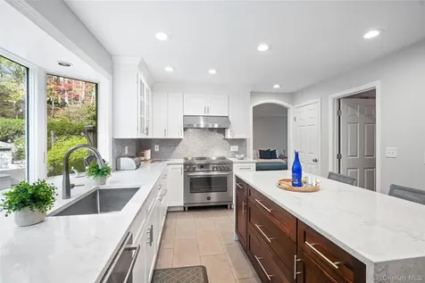 47 Brook Farm Lane Bedford NY 10506