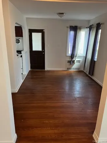 231-15 128 Road Laurelton NY 11413