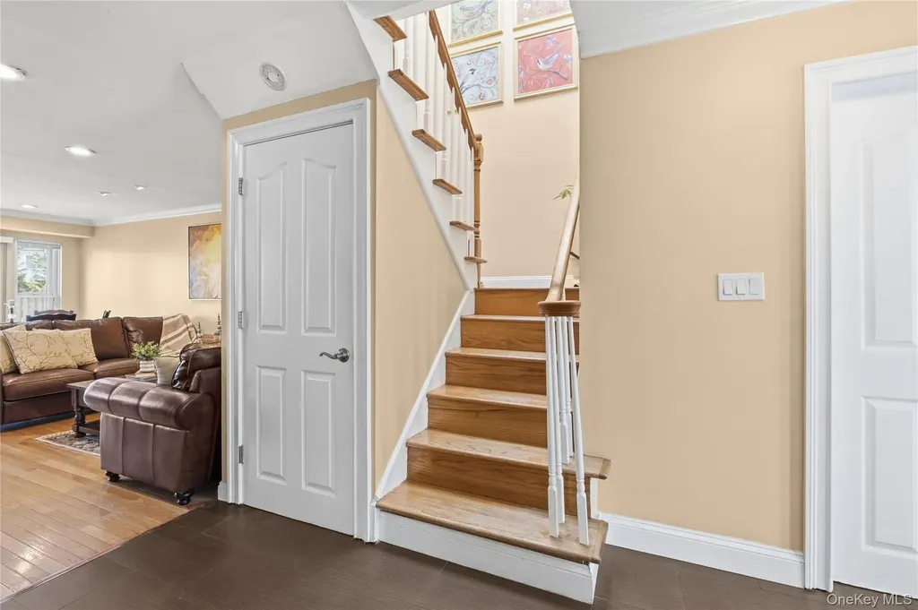 67 Manors Drive Jericho NY 11753