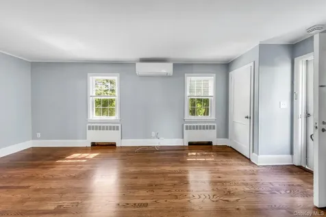 15 Cherry Lane Glen Head NY 11545