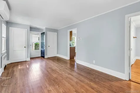 15 Cherry Lane Glen Head NY 11545
